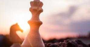 Mining pool CEO: Craig Wright is a “chess piece” for Bitcoin SV, Calvin Ayre allegedly calls the shots