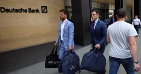 The story behind the iconic Deutsche Bank ‘Bitcoin Bag Man’ photo