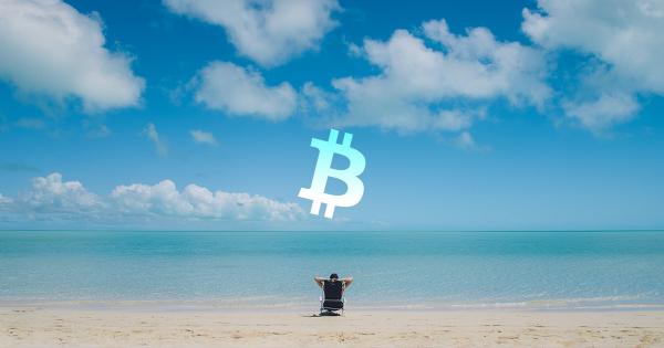 “Don’t vacation yet”: Stablecoin supply suggests Bitcoin and altcoins could rally further