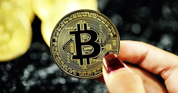 Bitcoin: ce trebuie să ştii înainte să intri pe piaţa criptomonedelor