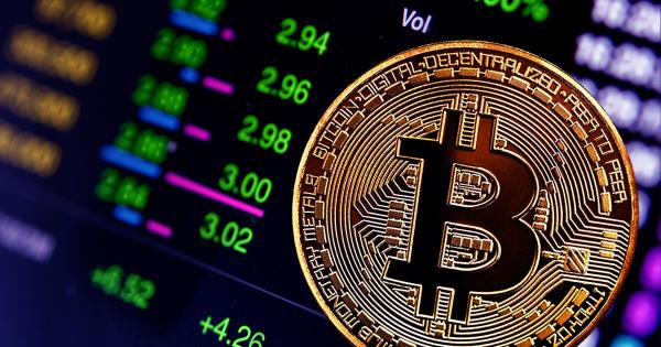 Bitcoin outperforms traditional crypto stocks in 2022 by up to 22%