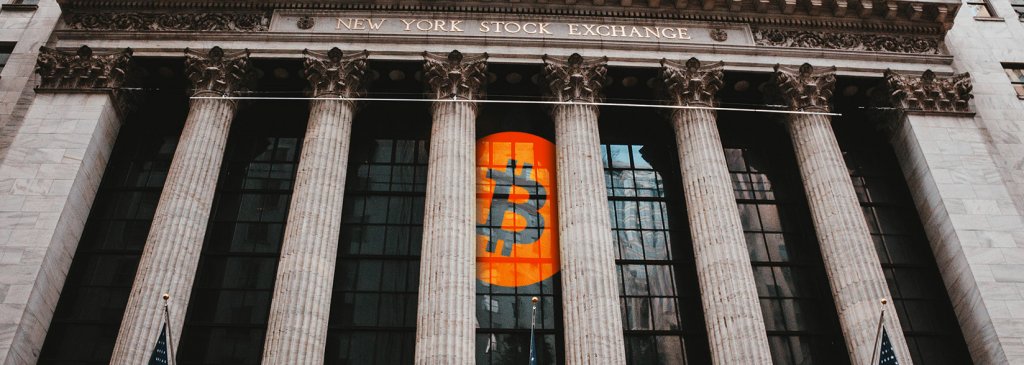 Crypto Flirts With Stock Market: Robinhood Prepares to Go Public, Coinbase CEO Hints Toward Possible IPO