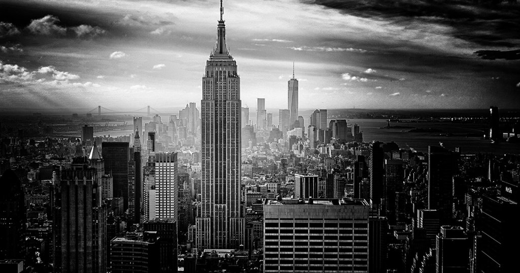Another billionaire moves into crypto, but New York regulators sound alarm