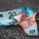 The role of cash in global crypto markets