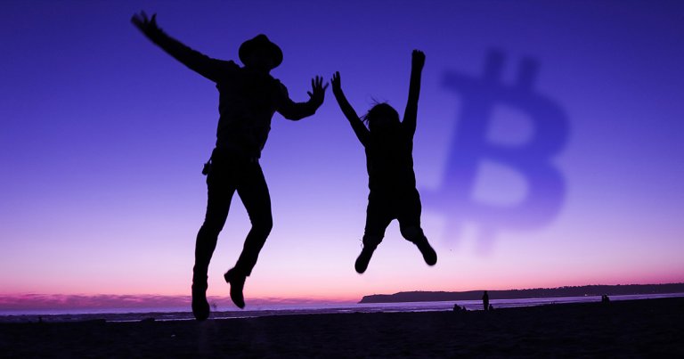 Bitcoin bounces back above $8,500; will it continue the uptrend?