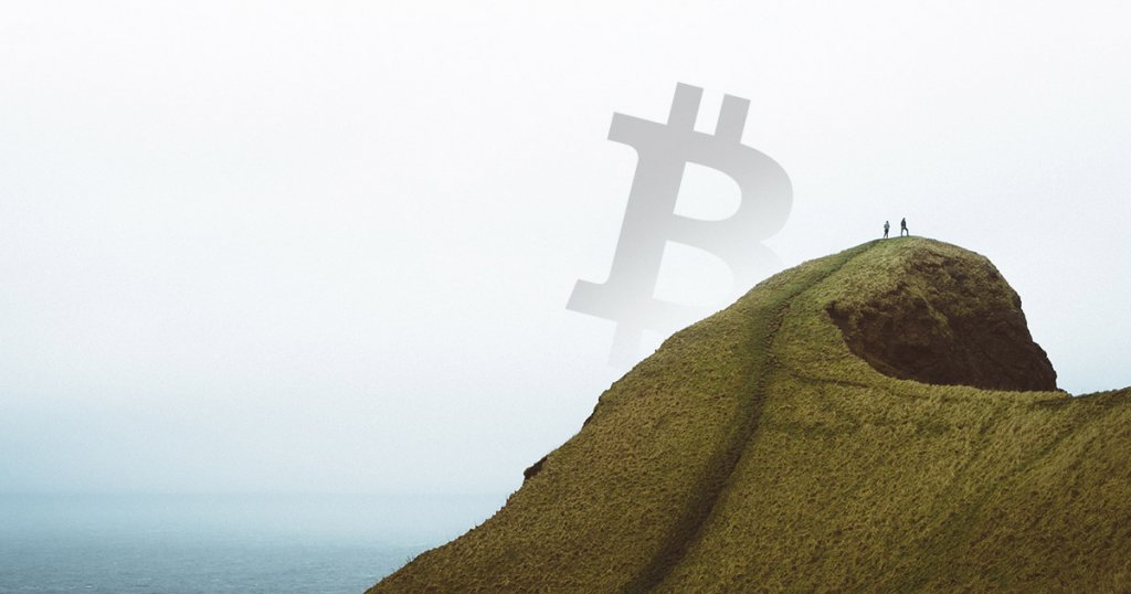 Bitcoin shows signs of topping as analysts watch for a bearish reversal