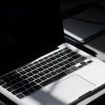 Users blast Coinbase after yet another outage during pre-halving Bitcoin drop