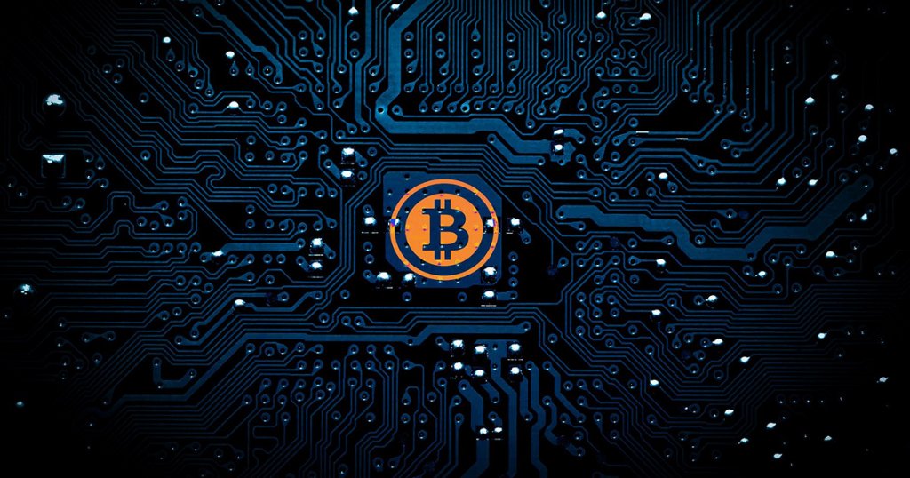 Bitcoin (BTC) transaction fees fall below $1 while Ethereum GAS usage reaches ATHs