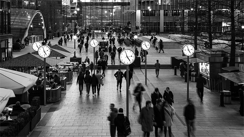 A busy Saturday evening at Canary Wharf main square in East London.