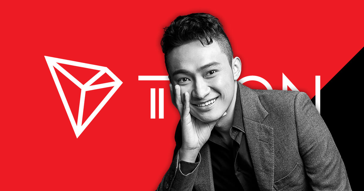 Justin Sun eats the .2 million banana duct-taped to a wall