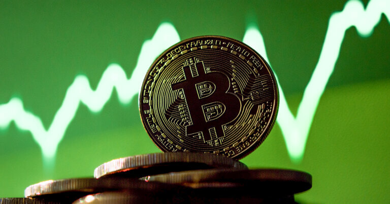 Bitcoin ETFs document $150 million influx amid price rebound